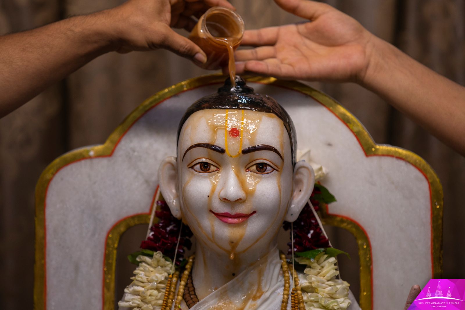 ©1987-2017 SKS Swaminarayan Temple East London